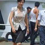 “白天捞票子,晚上脱裤子”,这个女人不简单!