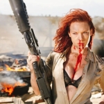 丰乳肥臀的满屏罪恶《女子大乱斗》